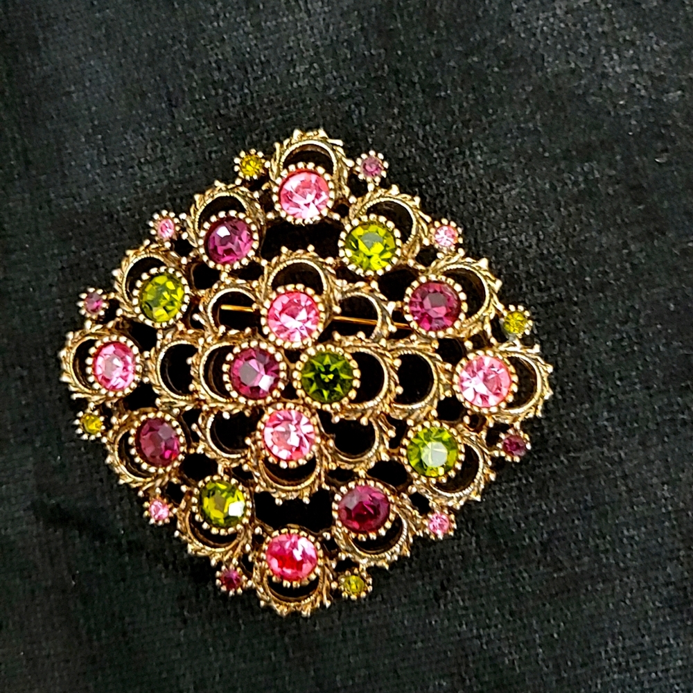 VTG Sarah Coventry Austrian Lites Brooch